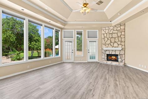 10011 Southwell Road San Antonio TX 78240