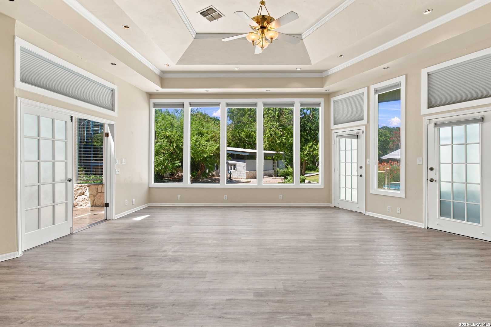 10011 Southwell Road San Antonio TX 78240