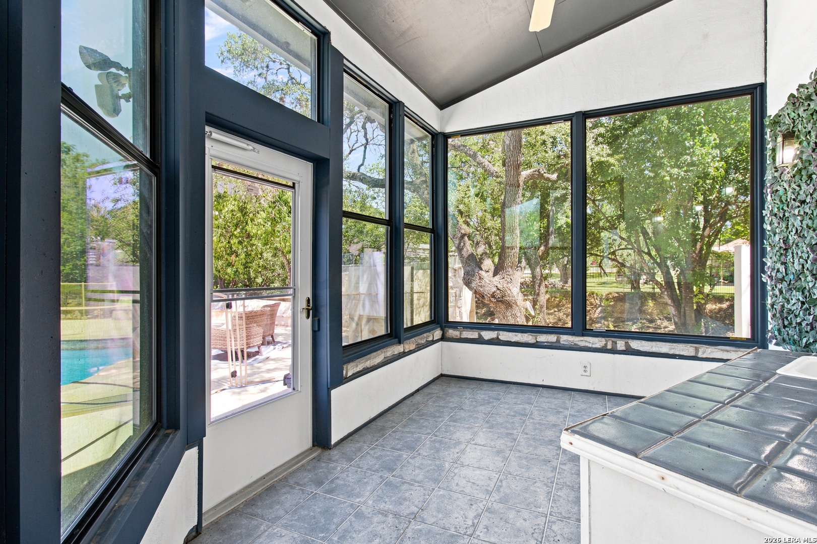 10011 Southwell Road San Antonio TX 78240