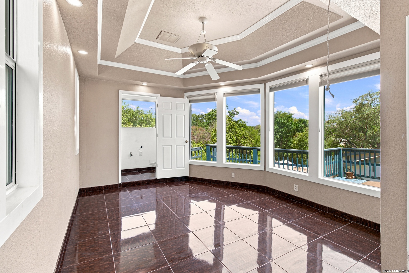 10011 Southwell Road San Antonio TX 78240