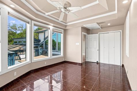 10011 Southwell Road San Antonio TX 78240