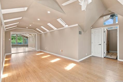 10011 Southwell Road San Antonio TX 78240