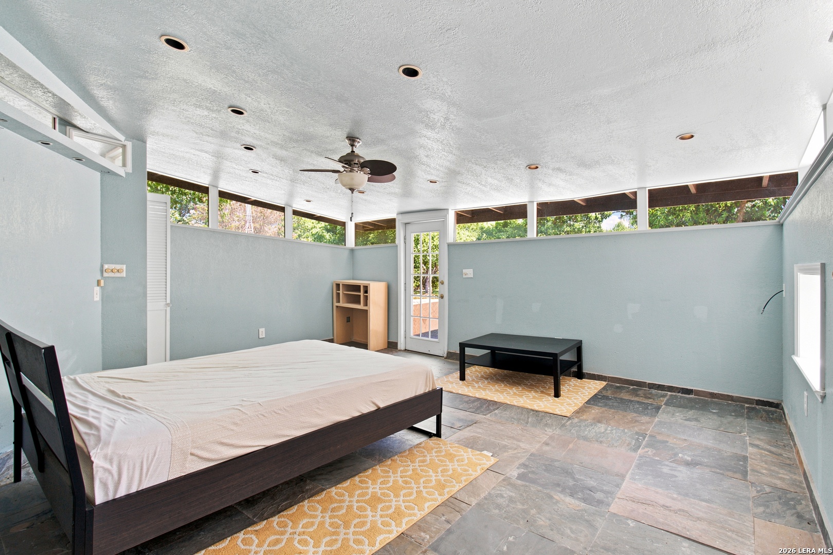 10011 Southwell Road San Antonio TX 78240