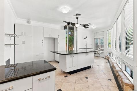 10011 Southwell Road San Antonio TX 78240