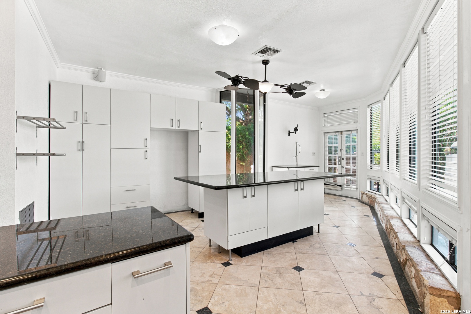 10011 Southwell Road San Antonio TX 78240