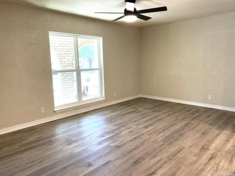 14147 Swallow San Antonio TX 78217