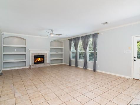 8714 Santa Fe Cove Helotes TX 78023