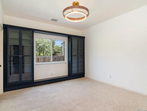 8714 Santa Fe Cove Helotes TX 78023