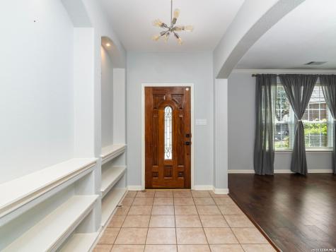 8714 Santa Fe Cove Helotes TX 78023