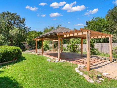8714 Santa Fe Cove Helotes TX 78023