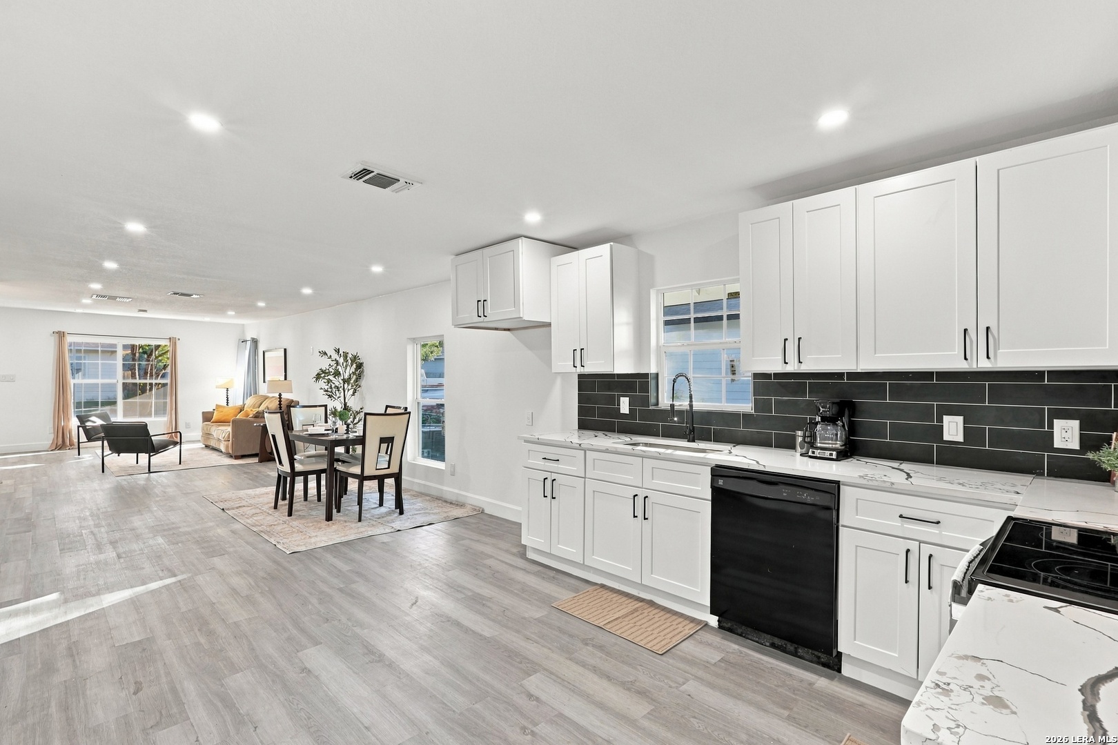 111 Barrett Avenue San Antonio TX 78214