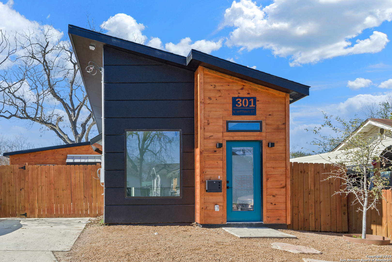 301 N Mittman San Antonio TX 78202