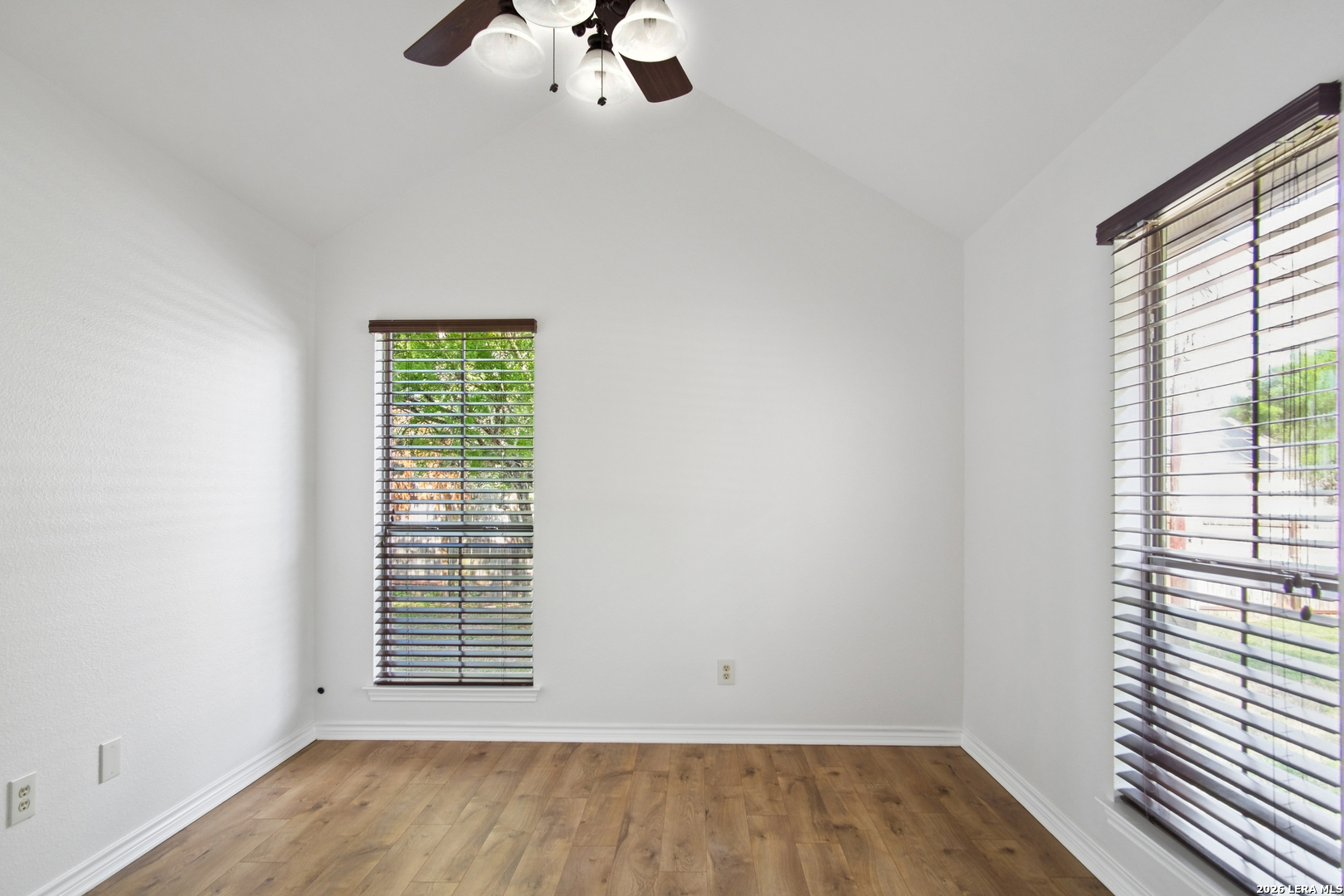915 County Road 3822 San Antonio TX 78253