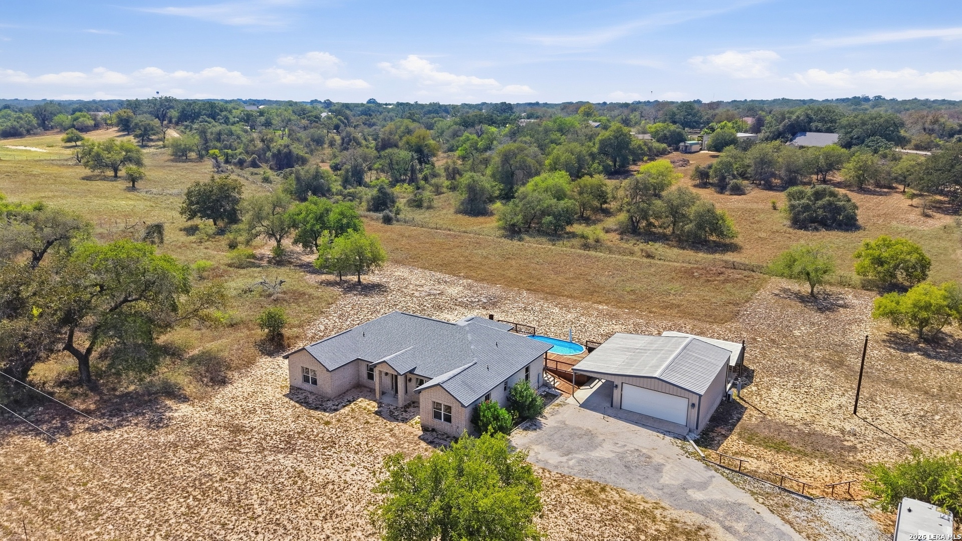 254 Broken Arrow Floresville TX 78114