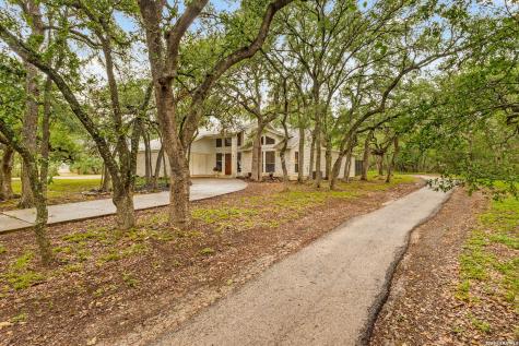2 Woodcreek Drive Wimberley TX 78676