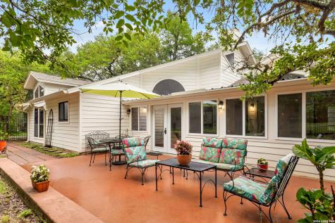 2 Woodcreek Drive Wimberley TX 78676