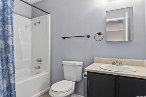 5827 Summer Fest Drive San Antonio TX 78244