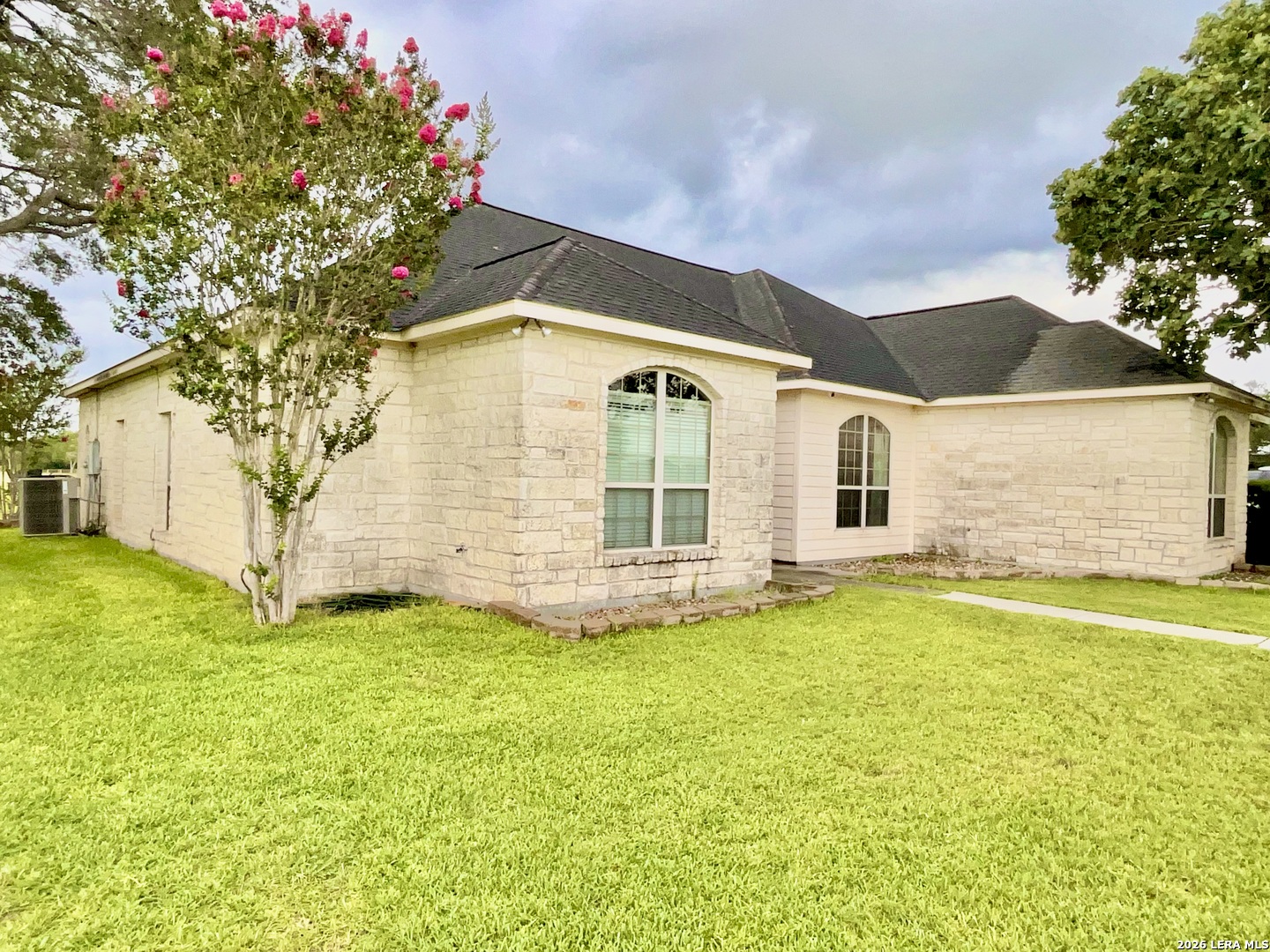 721 Deaf Smith Road Beeville TX 78102