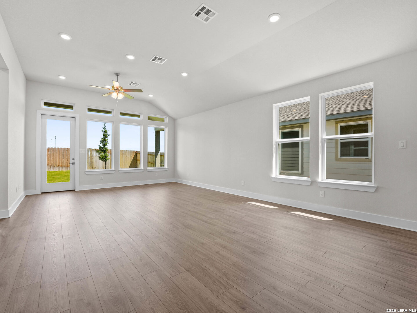 206 Laurel Hike San Antonio TX 78253