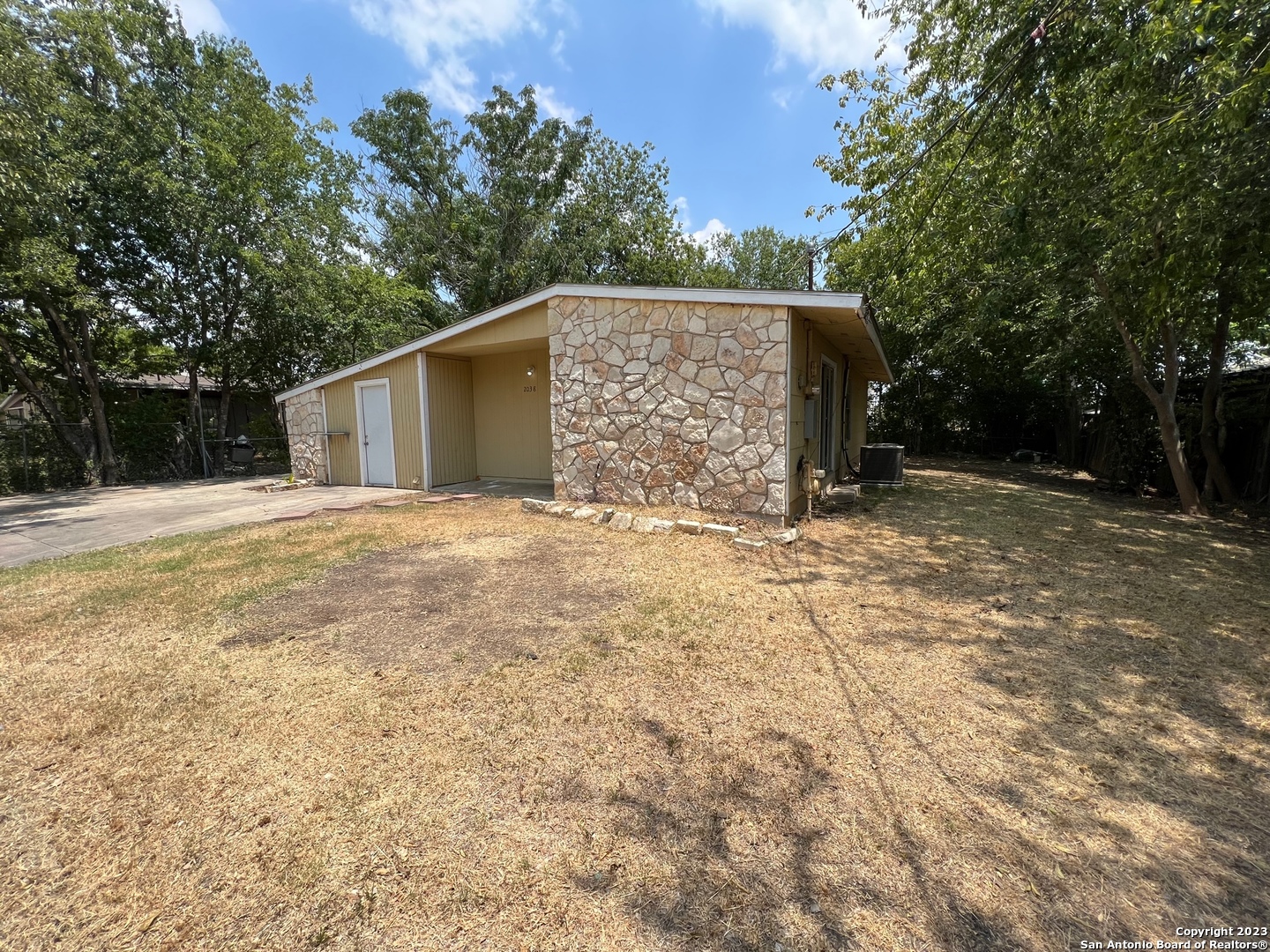 2038 Springvale Drive San Antonio TX 78227