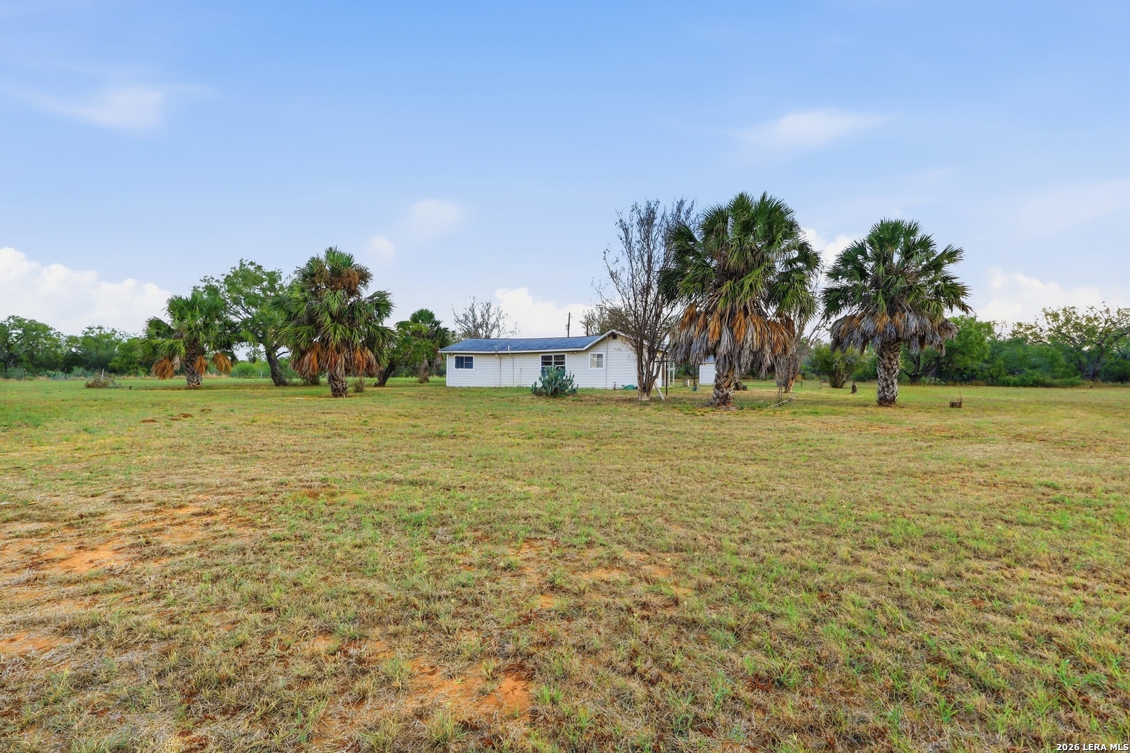 1415 Vaness Poteet TX 78065