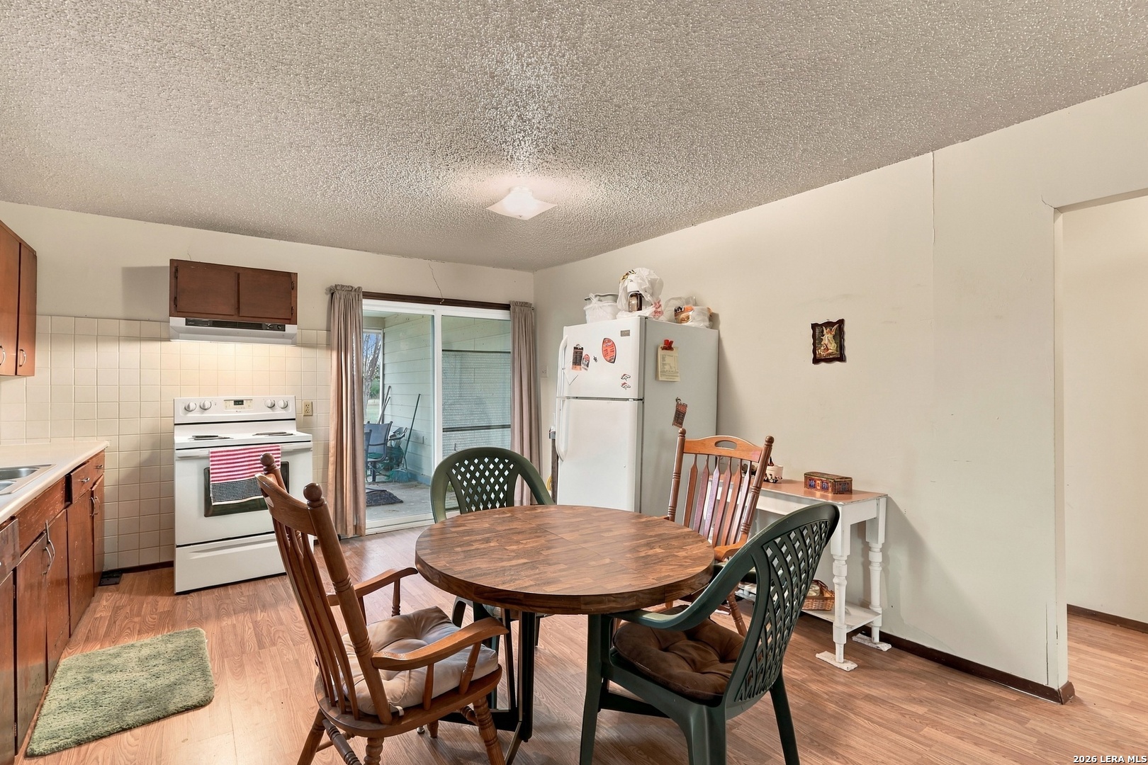 1415 Vaness Poteet TX 78065