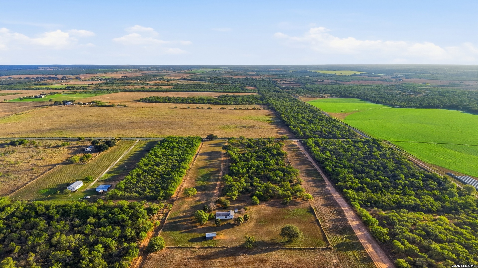 1415 Vaness Poteet TX 78065