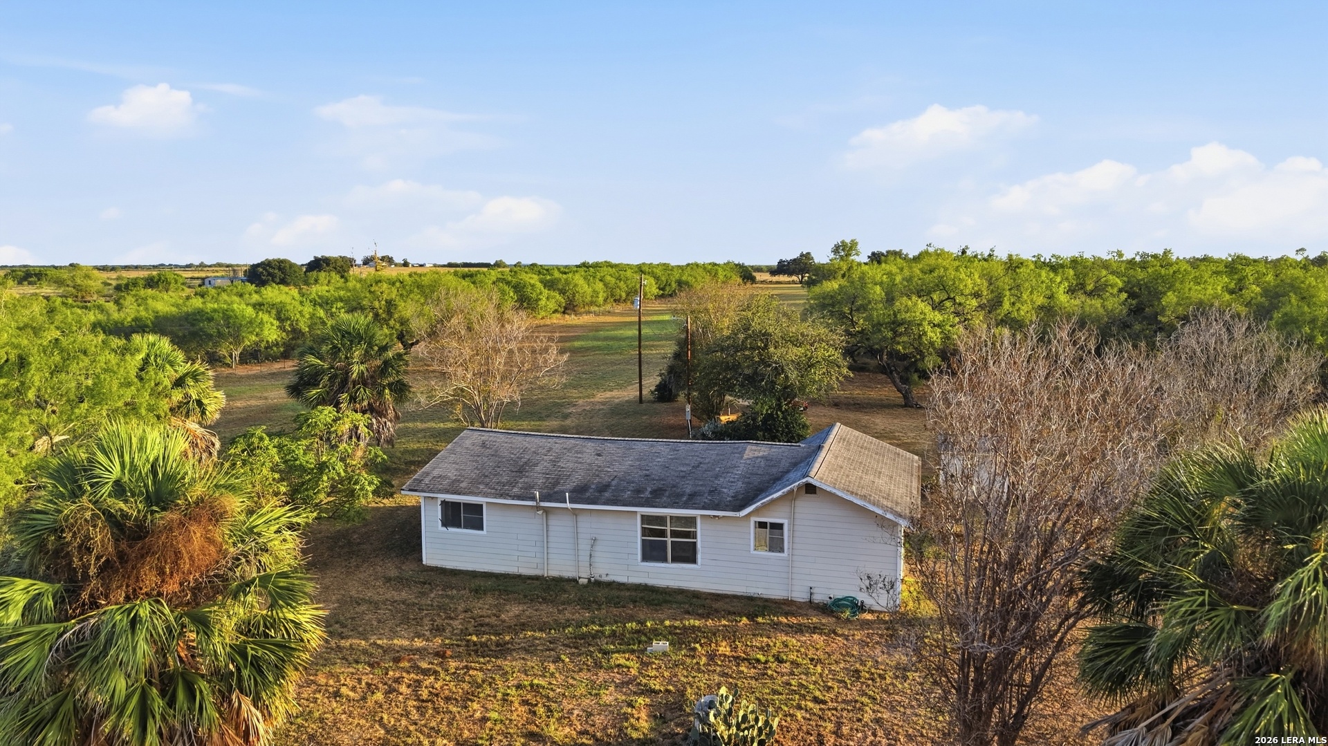 1415 Vaness Poteet TX 78065