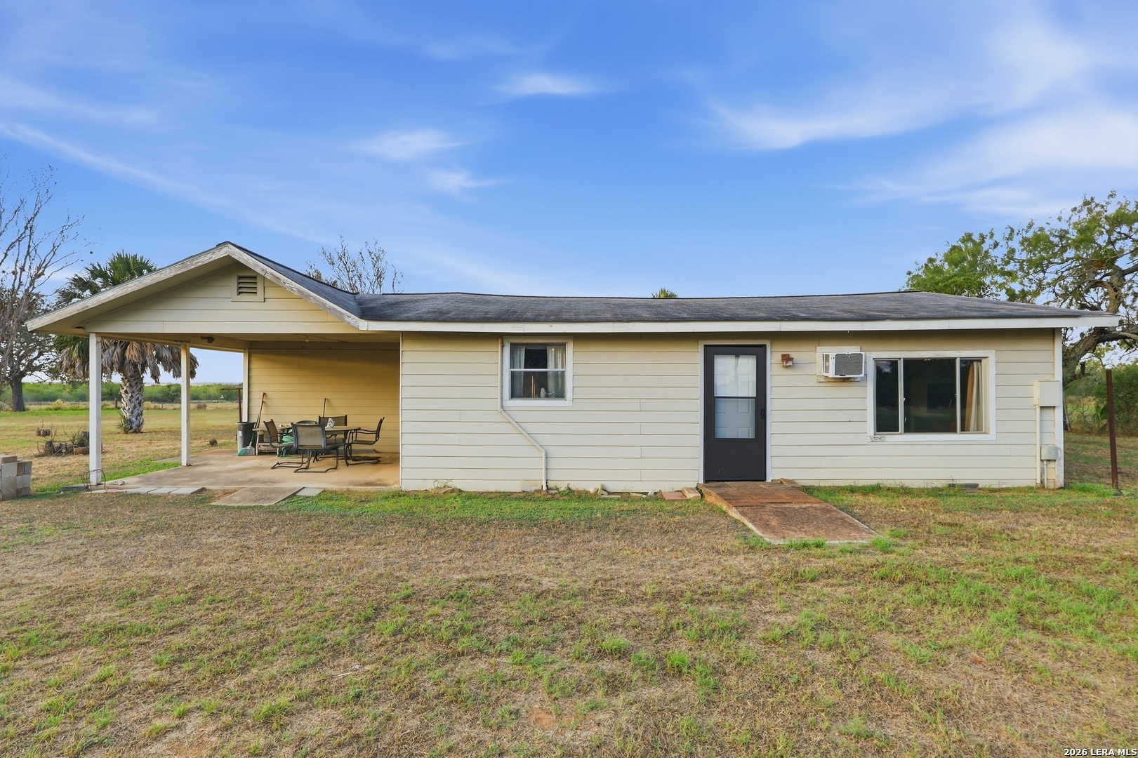 1415 Vaness Poteet TX 78065