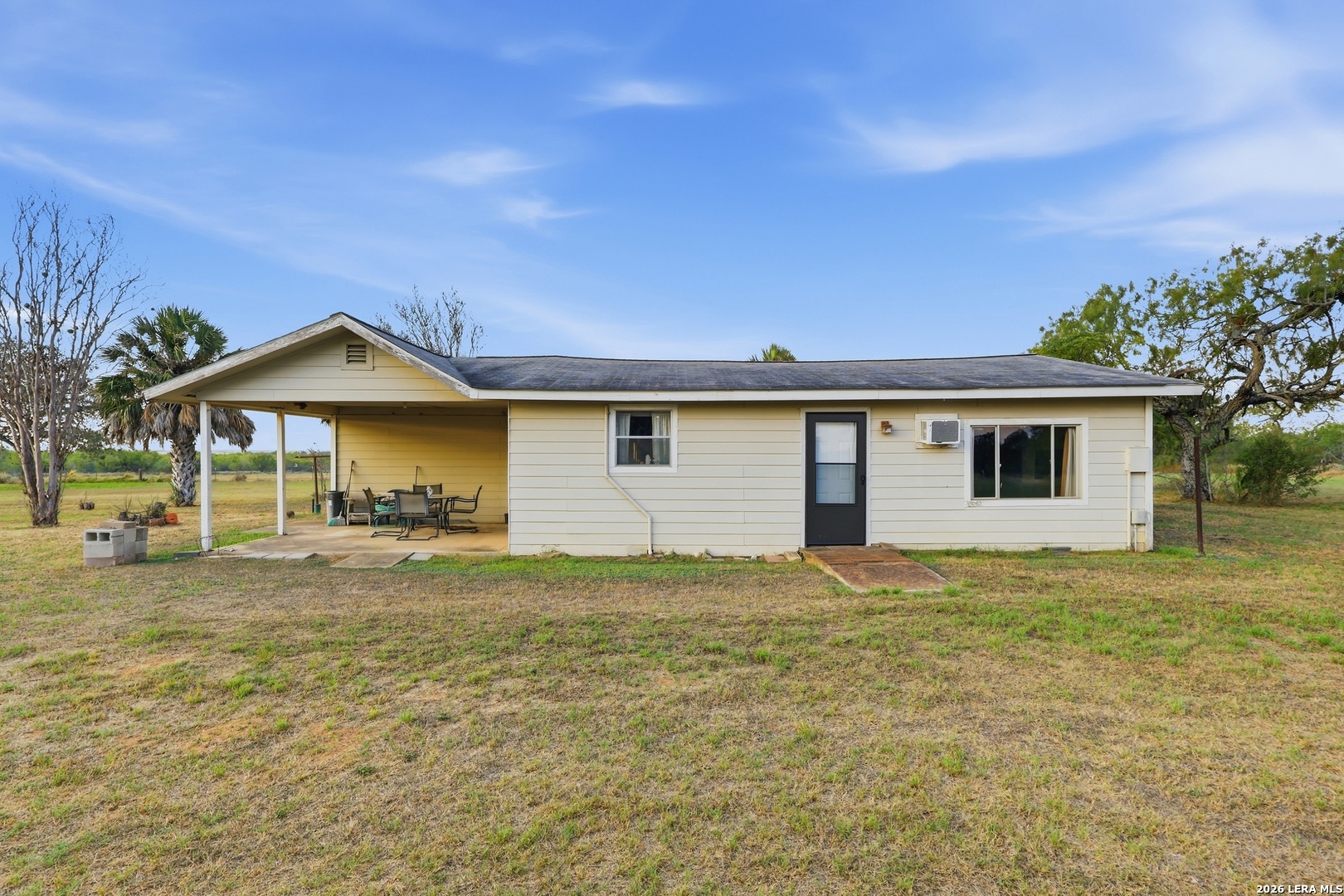 1415 Vaness Poteet TX 78065