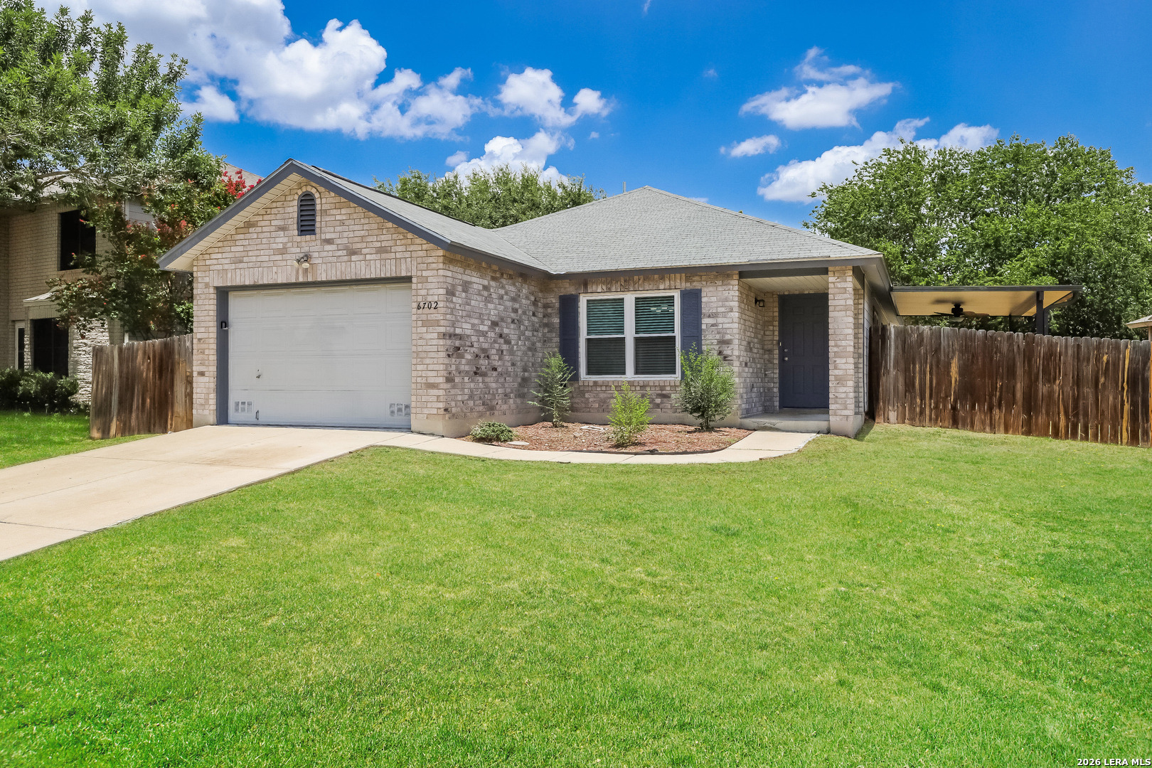 6702 Highland Grass Converse TX 78109