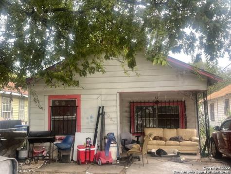 2927 Chihuahua Street San Antonio TX 78207