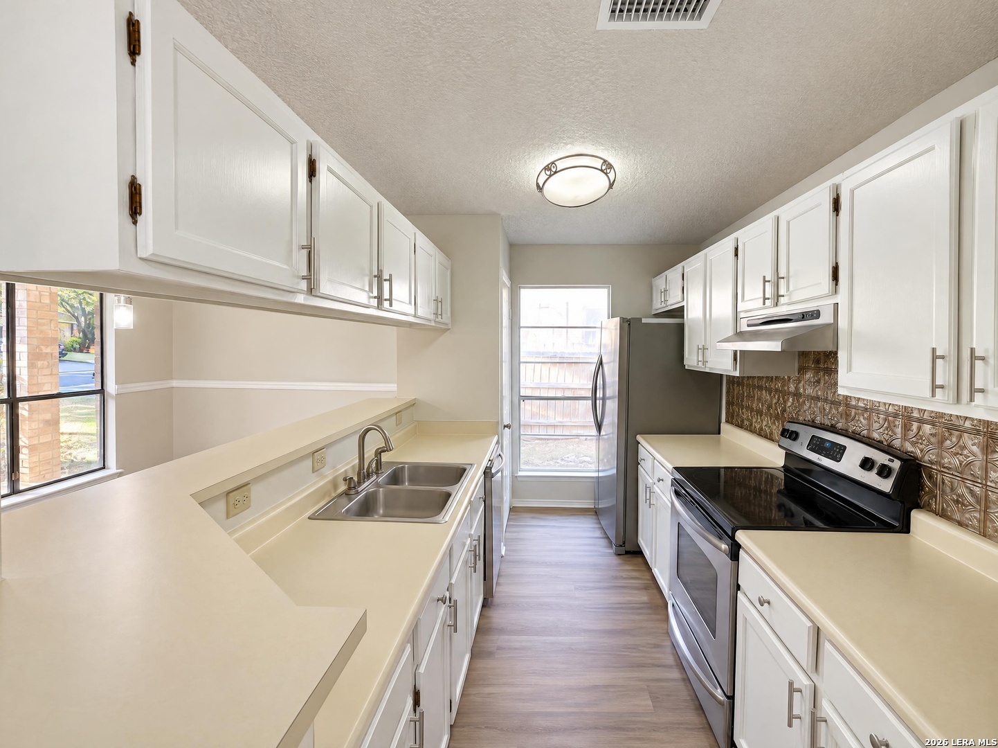 3114 Smoke Creek San Antonio TX 78245
