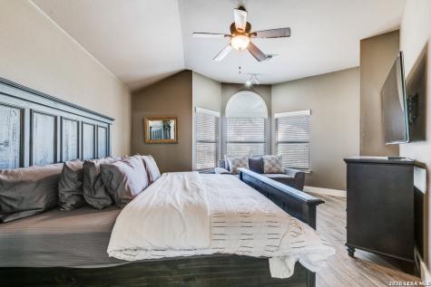 19102 E Birdsong San Antonio TX 78258