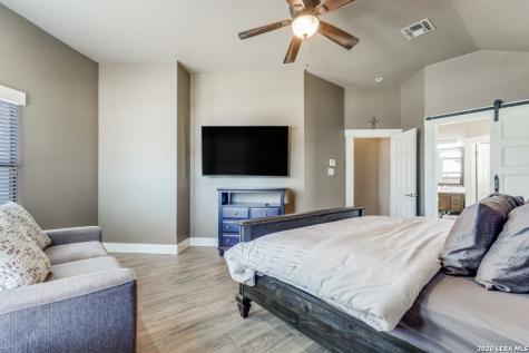 19102 E Birdsong San Antonio TX 78258