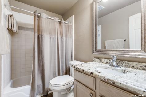 19102 E Birdsong San Antonio TX 78258