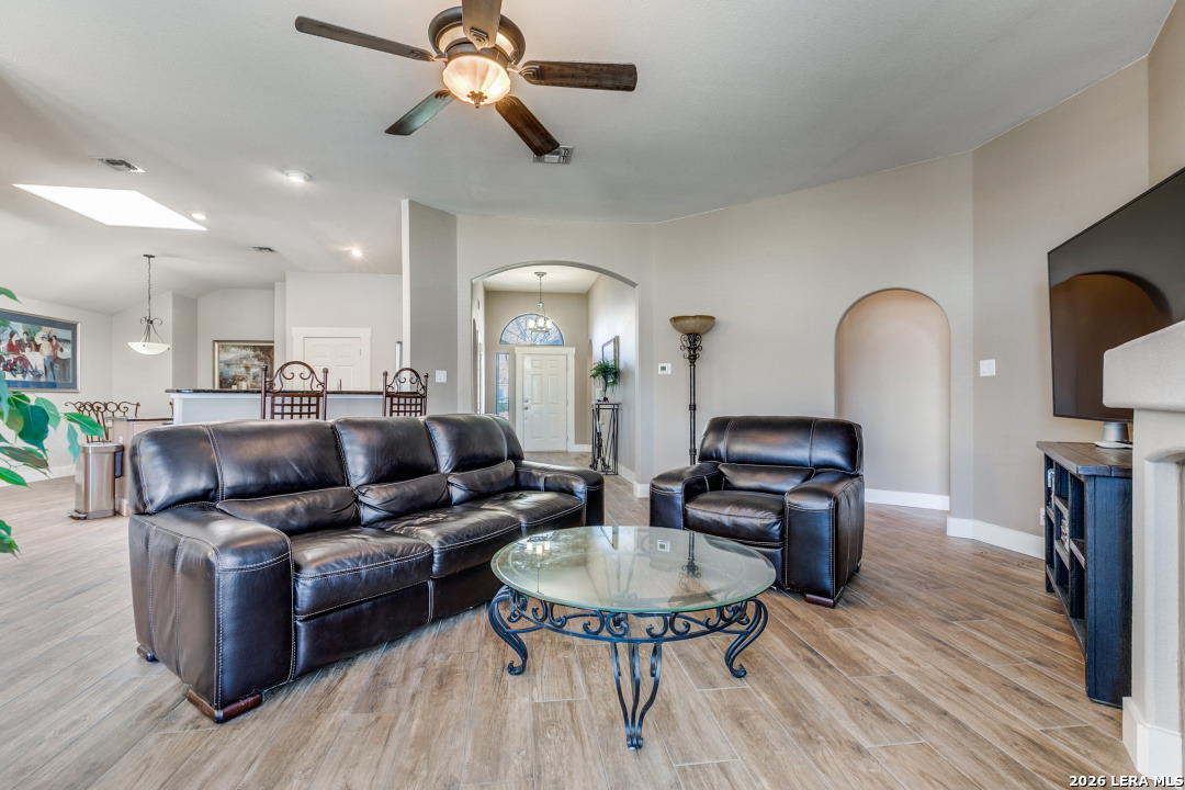 19102 E Birdsong San Antonio TX 78258