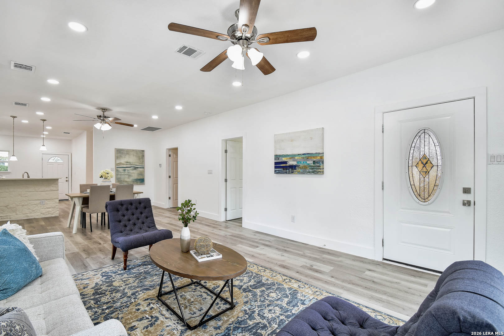 911 W Wildwood Drive San Antonio TX 78201