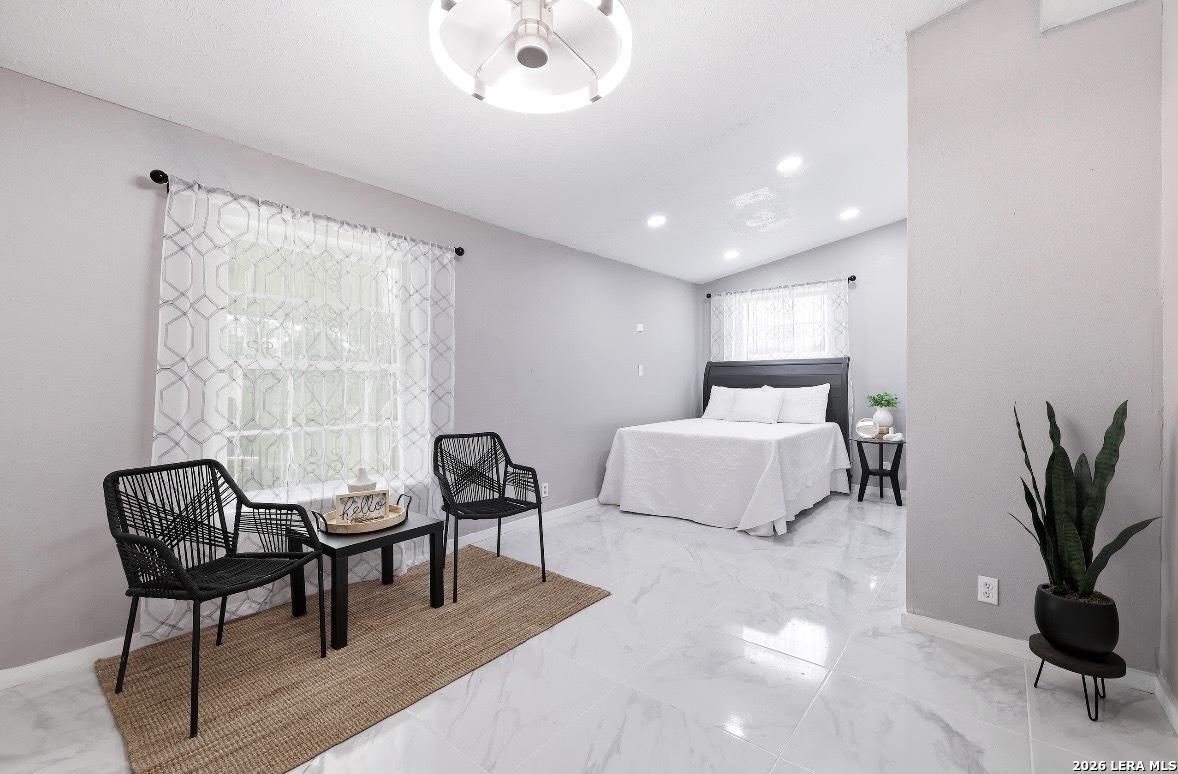 118 Simler San Antonio TX 78227