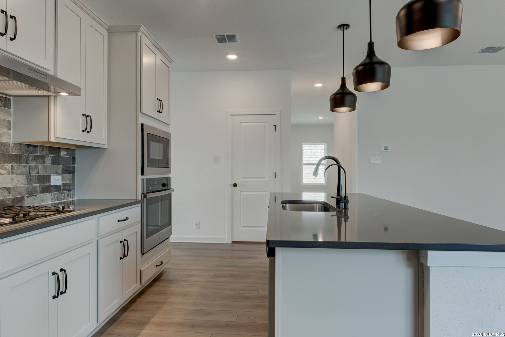 14223 Wolf View San Antonio TX 78252