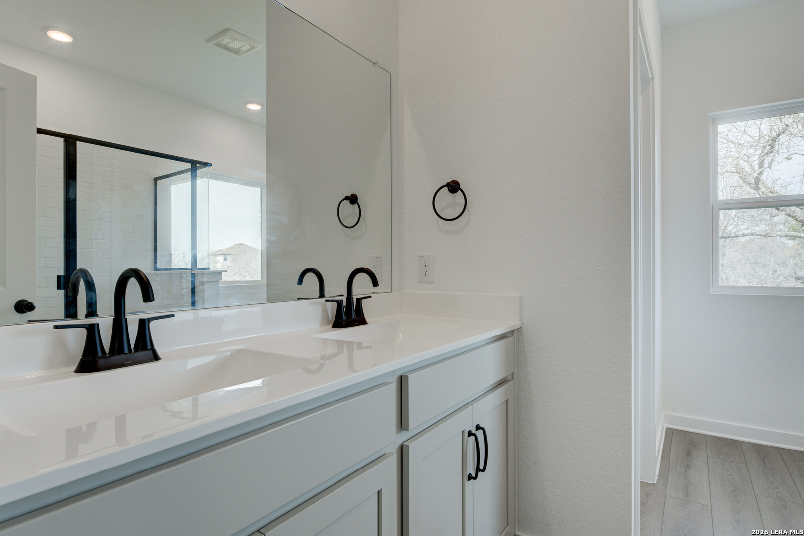 14223 Wolf View San Antonio TX 78252