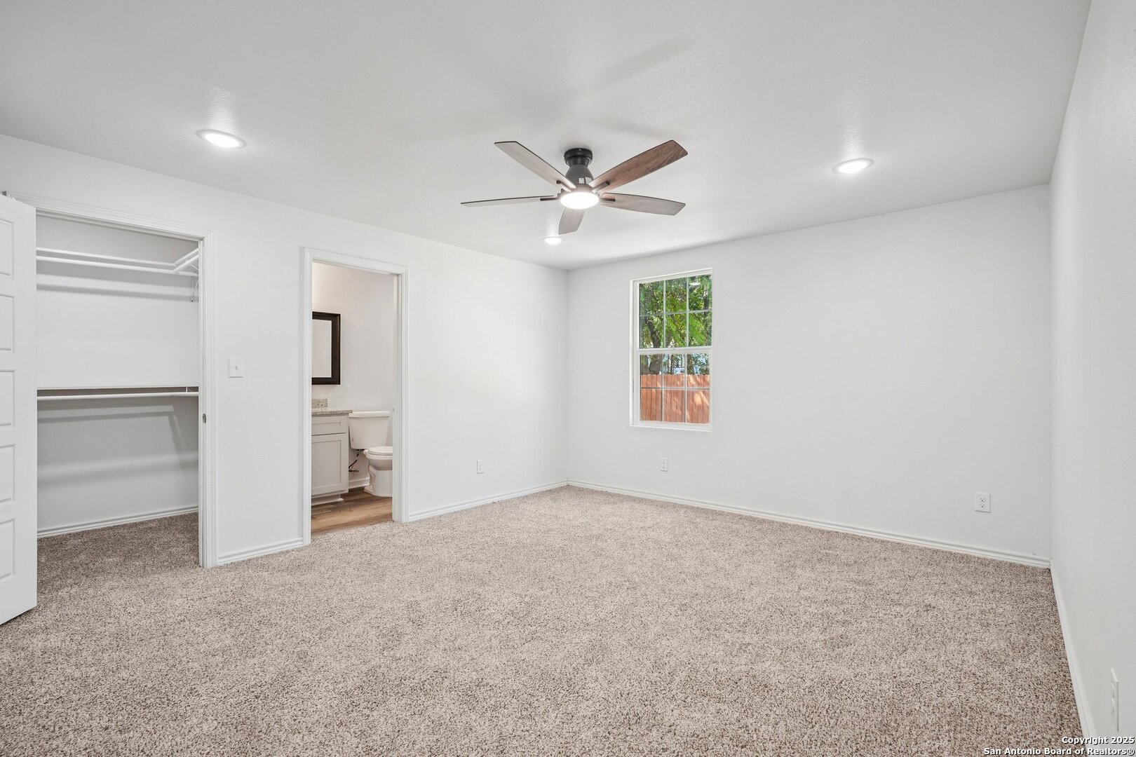 943 San Eduardo San Antonio TX 78237