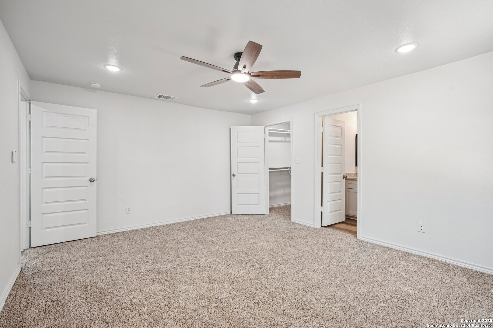 943 San Eduardo San Antonio TX 78237