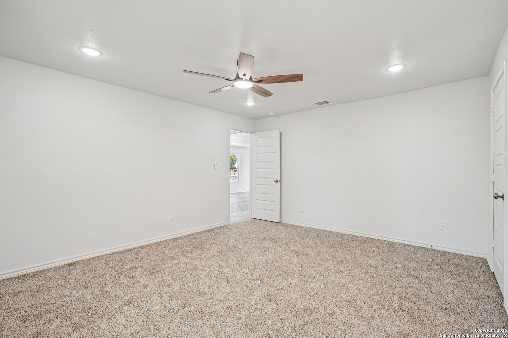 943 San Eduardo San Antonio TX 78237