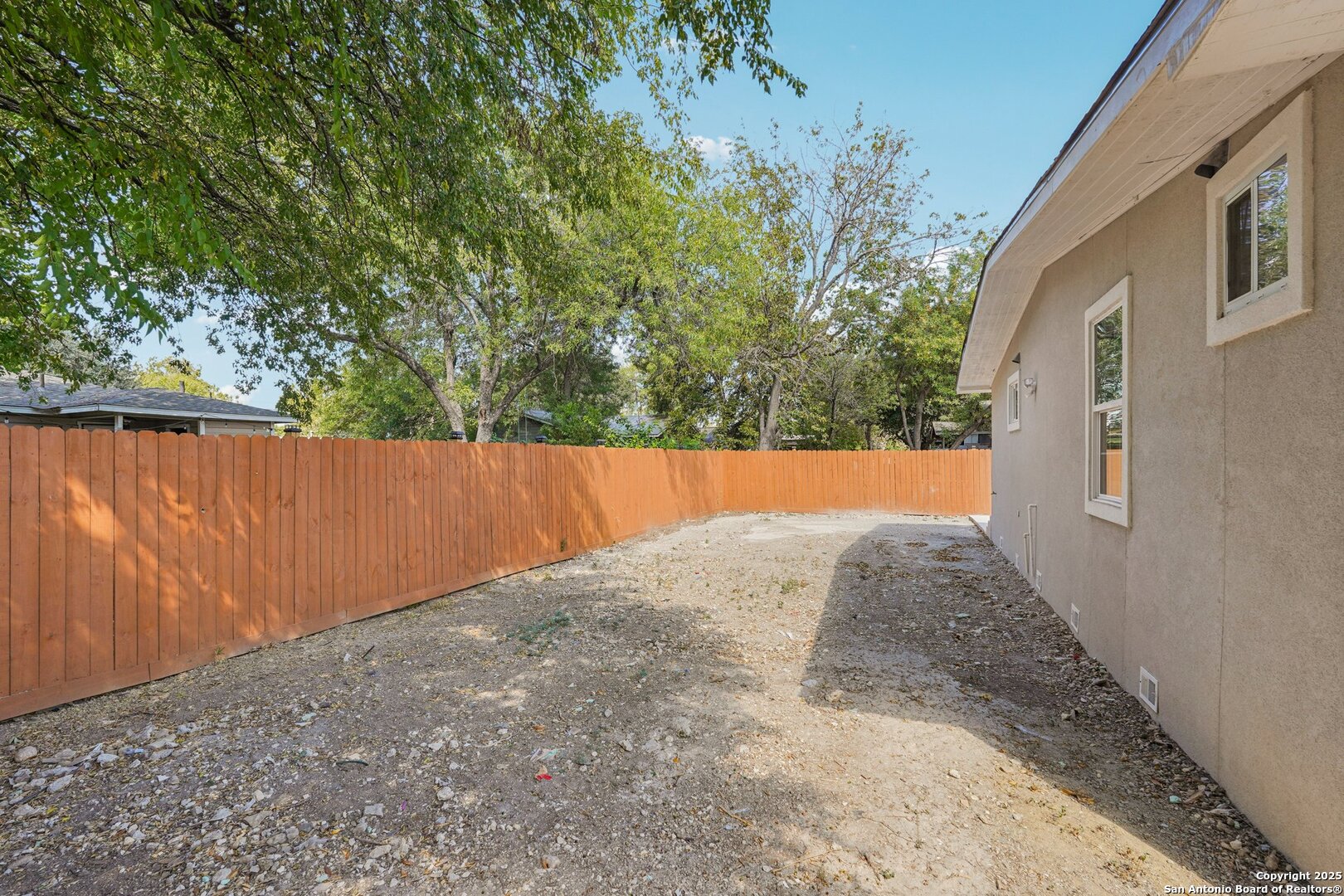943 San Eduardo San Antonio TX 78237