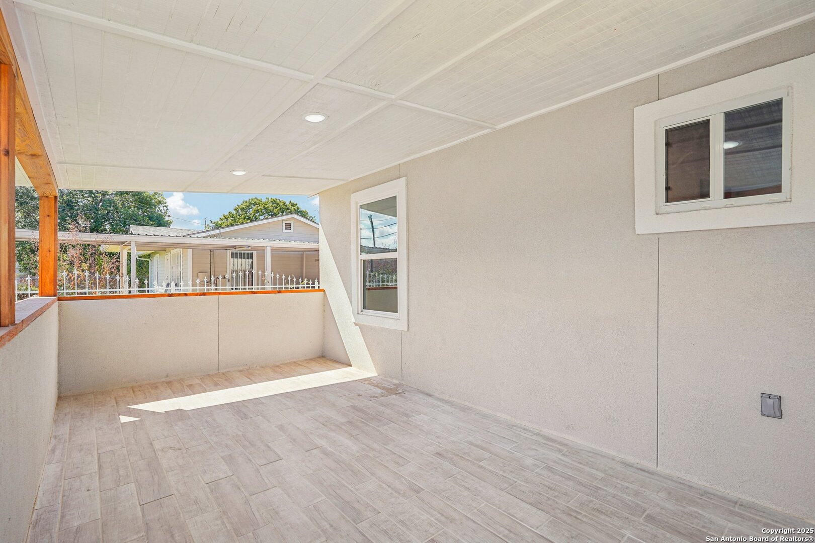 943 San Eduardo San Antonio TX 78237