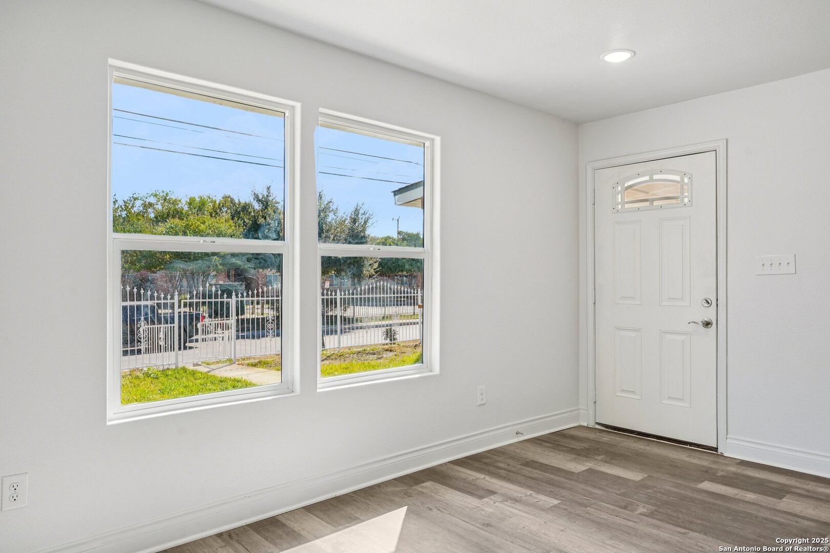 943 San Eduardo San Antonio TX 78237