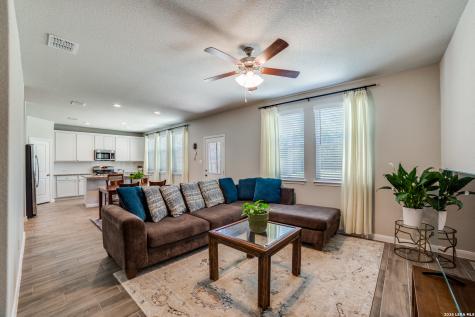 1529 Stony Island Drive San Antonio TX 78245