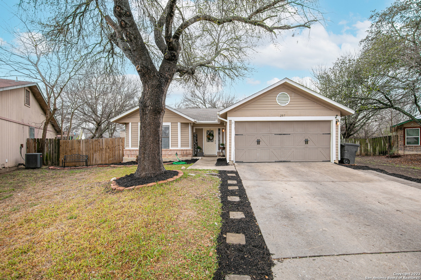 207 Canoga Park Drive San Antonio TX 78245