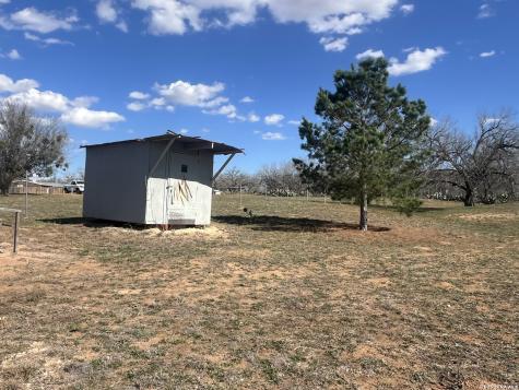2074 County Road 306 Floresville TX 78114